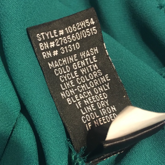 IZ Byer Emerald Green Sleeveless Lattice Back Top - Picture 7 of 7